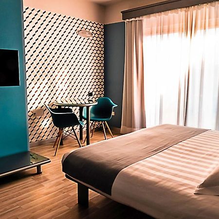 Business Hotel Casale Monferrato Exteriör bild